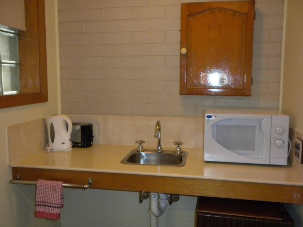 Elm Court Motel Albury Exterior foto